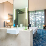 GatewayHotel-Standard-Double-Room-Bathroom