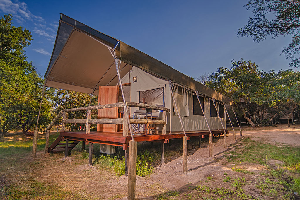 Nkambeni-Tent_Exterior