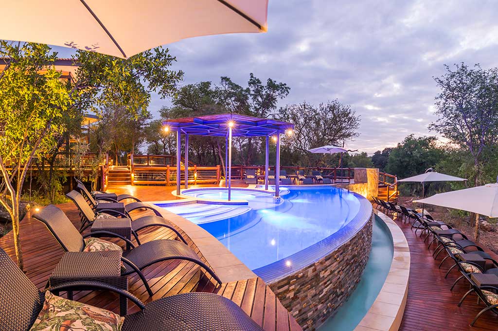 aha-Makalali-Main-Lodge-Outdoor-Pool-Sunset